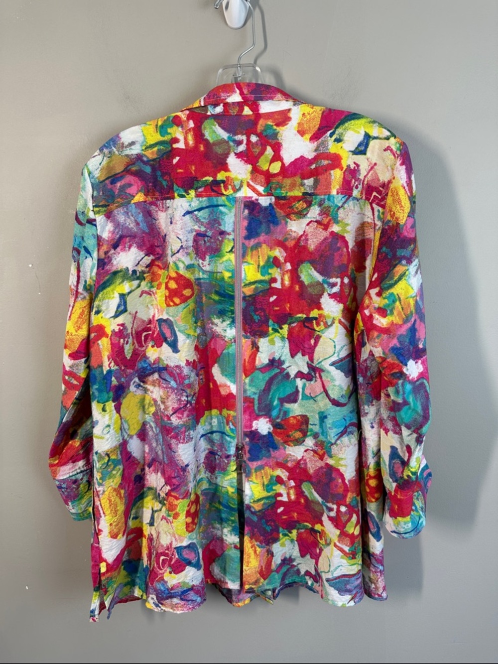 Ali Miles Abstract Colorful Print Button Down Top Size M - Picture 2 of 16